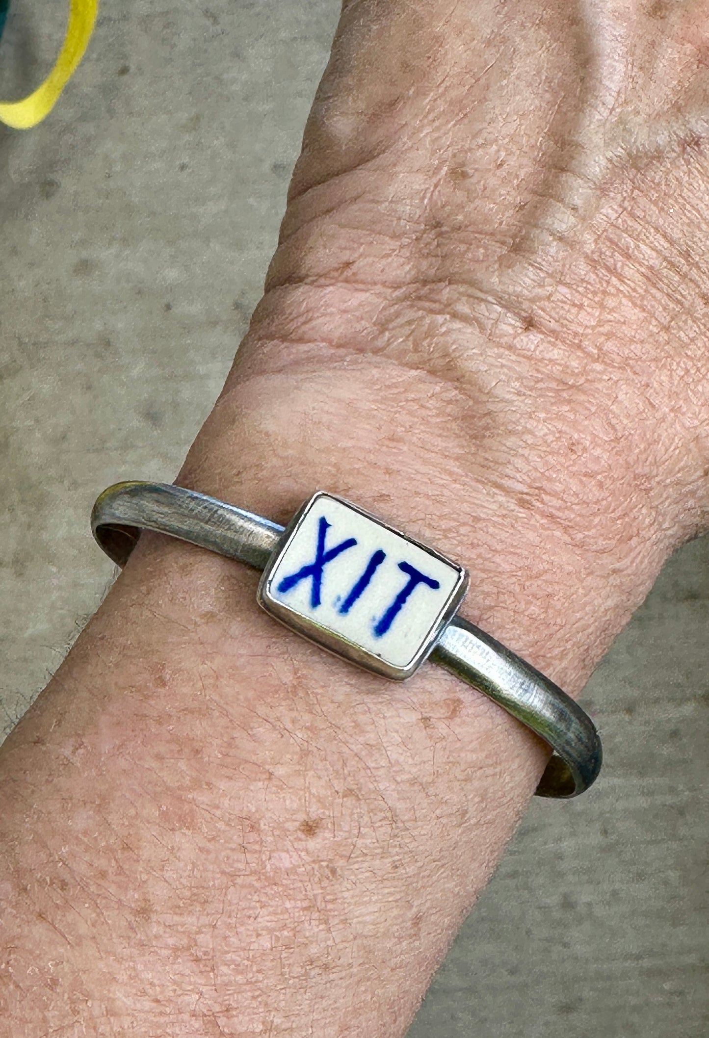 Brand Cuff XIT